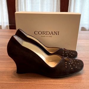Vintage Cordani Sirena Chocolate Brown Suede Wedge Pumps